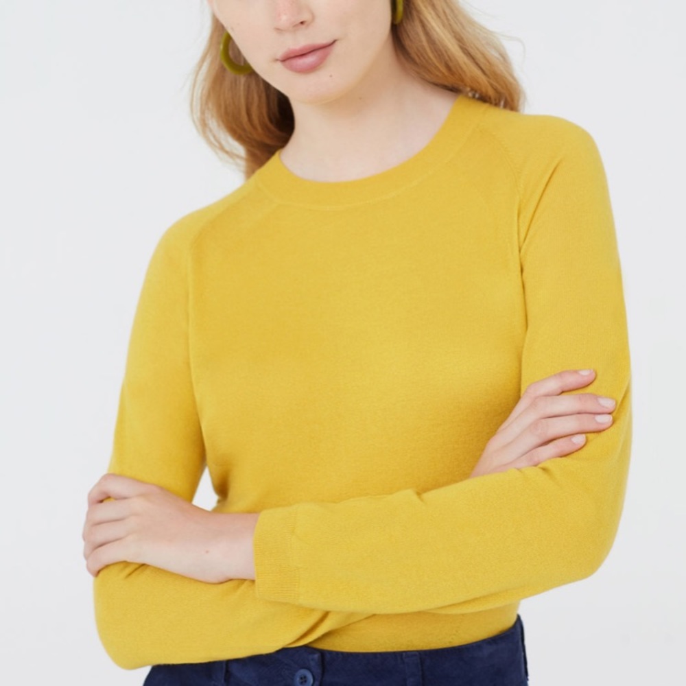 Beautiful sweater Nice things